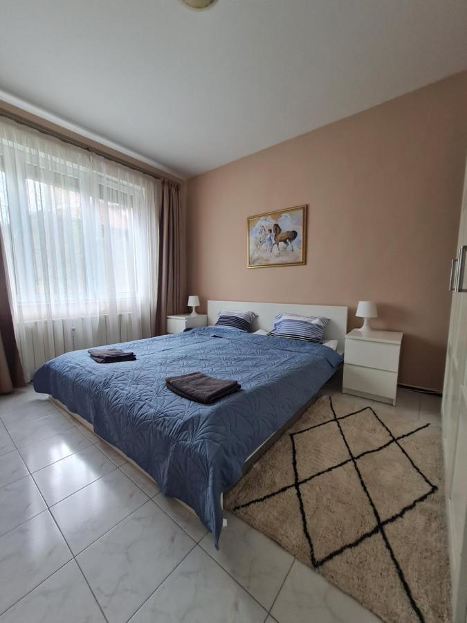 Raya Maisonette, Ideal Center Apartment Sofia Ngoại thất bức ảnh