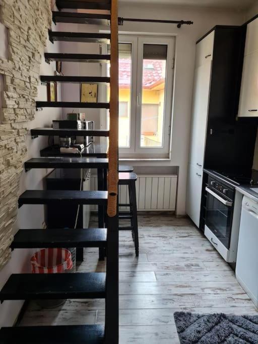 Raya Maisonette, Ideal Center Apartment Sofia Ngoại thất bức ảnh
